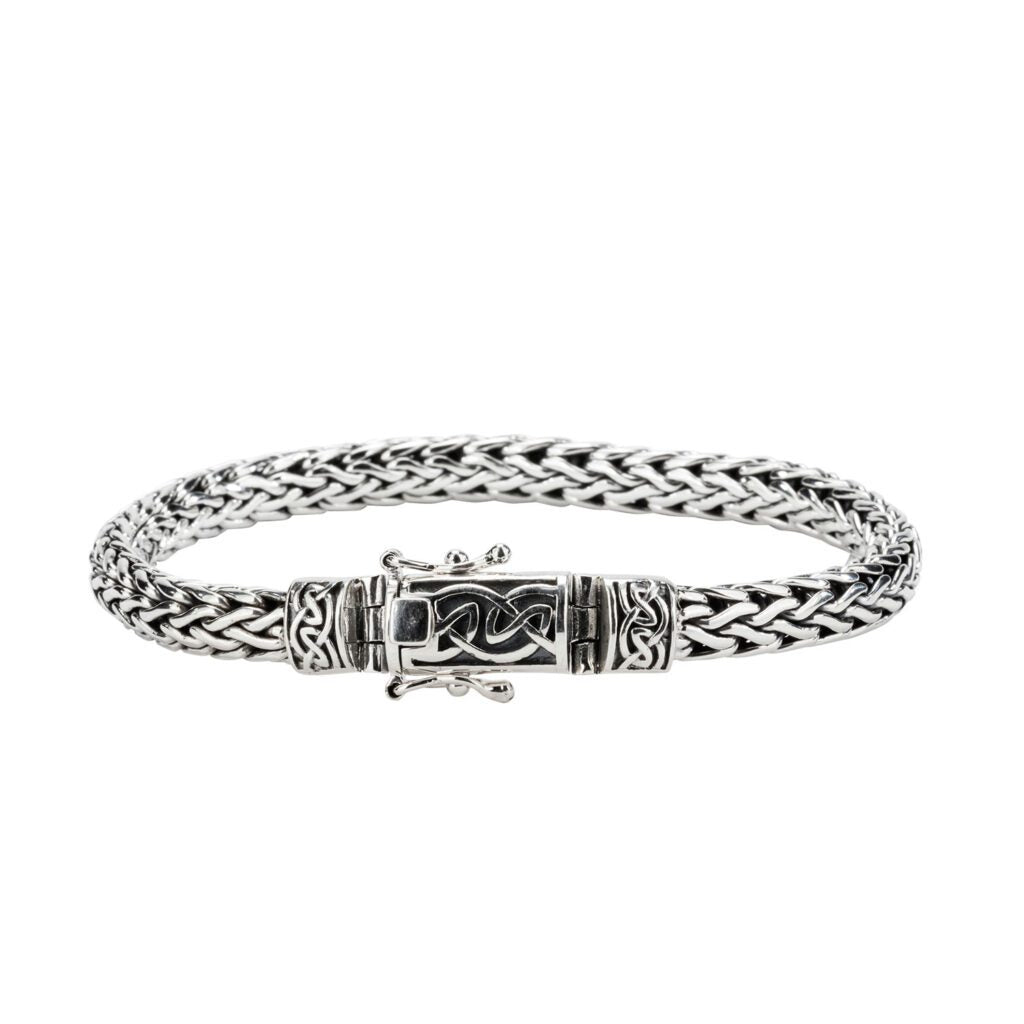 Silver Dragon Bracelet✨ #vermajewellers #retailjewellers #bestjewelry  #bestservice #silverjewelry #silver #bracelets #silverset #modern… |  Instagram